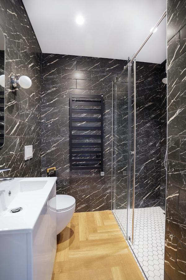Exclusive Oldnew Apartments In City Center Panevėžys Екстериор снимка
